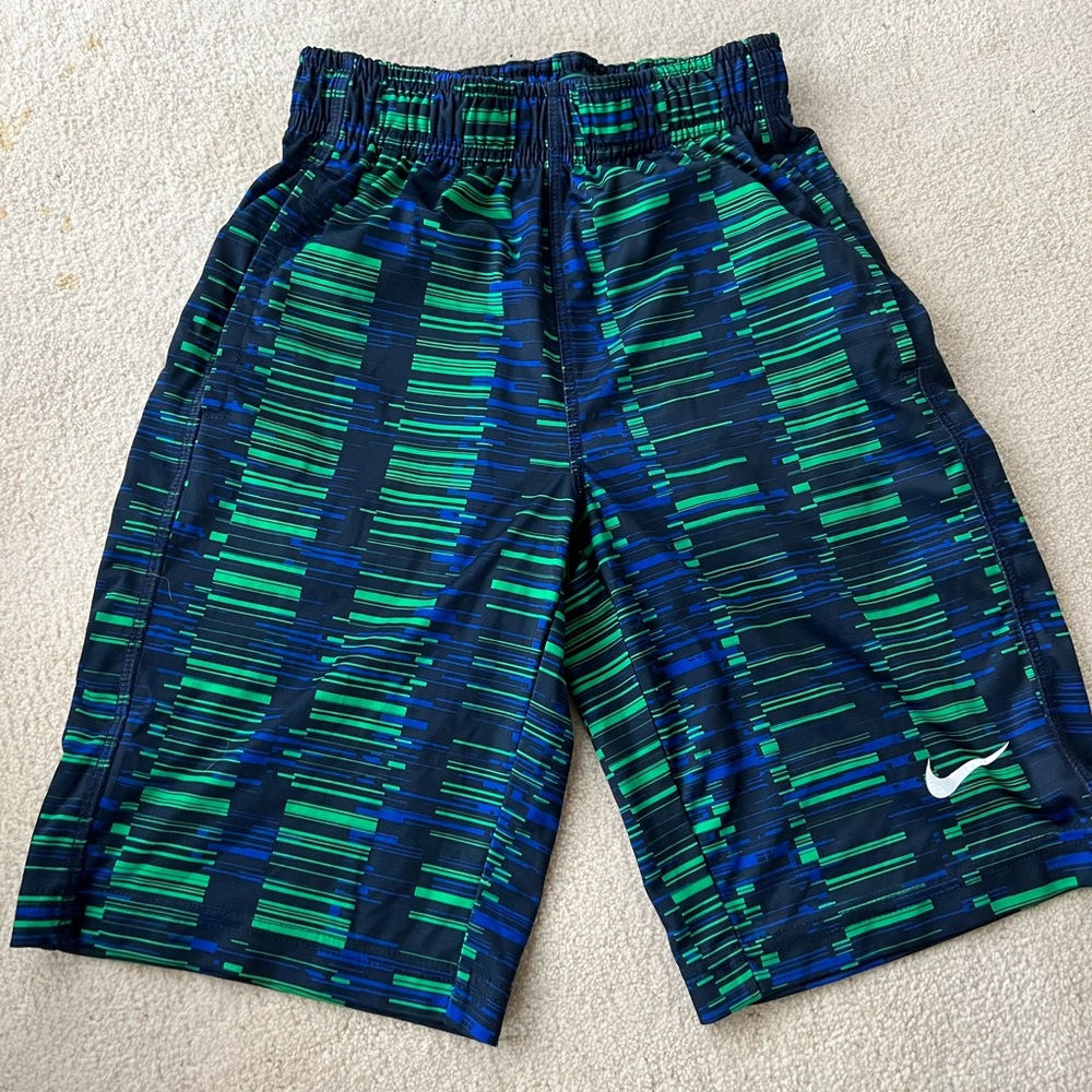 Nike dri-fit pull on shorts size small.